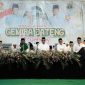 Ketua DPD Partai Gerindra Jawa Tengah Sudaryono memimpin Sholawat di Kabupaten Demak Jawa Tengah Bersama Gus Azmi. (Dok. DPD Partai Gerindra Jateng)