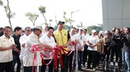 Menteri Pertahanan, Prabowo Subianto meresmikan pembukaan turnamen U-17 Nusantara Open 2023 di Bekasi. (Dok. Tim media Prabowo Subianto)

