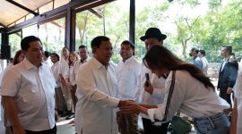 Menteri Pertahanan Prabowo Subianto menghadiri acara makan siang dan diskusi bersama Menteri BUMN Erick Thohir. (Dok. Tim Media Prabowo Subianto)

