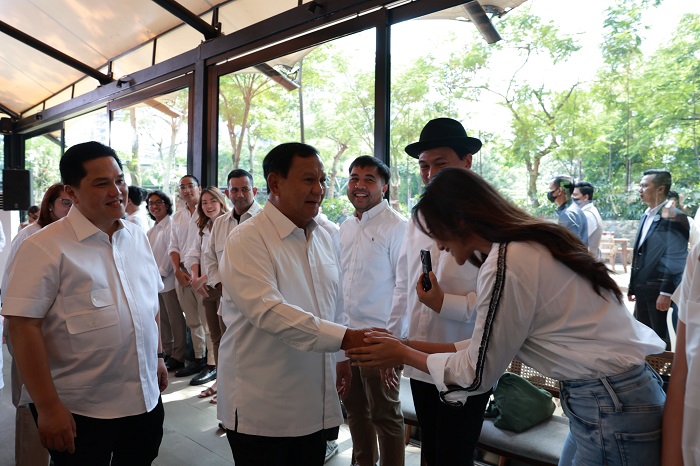 Menteri Pertahanan Prabowo Subianto menghadiri acara makan siang dan diskusi bersama Menteri BUMN Erick Thohir. (Dok. Tim Media Prabowo Subianto)

