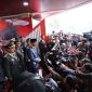 Menteri Pertahanan Prabowo Subianto menerima penganugerahan jenderal bintang 4 dari Presiden Joko Widodo. (Dok. Tim Media Prabowo)

