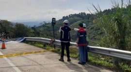 terjadi longsor pada jalan tol Ciawi - Sukabumi (Bocimi) seksi dua pada KM 64+600 A. (Dok,. Bpjt.pu.go.id)

